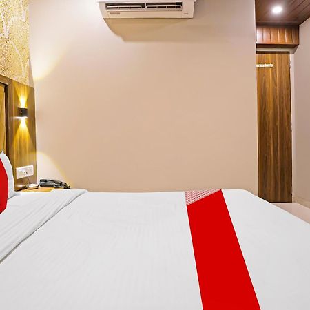 Super Hotel O Homestay Andheri East Bombay Eksteriør billede