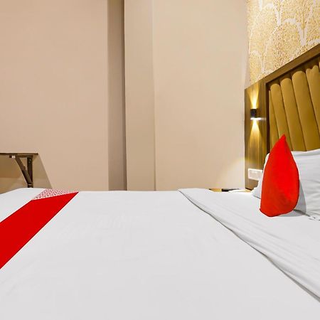 Super Hotel O Homestay Andheri East Bombay Eksteriør billede