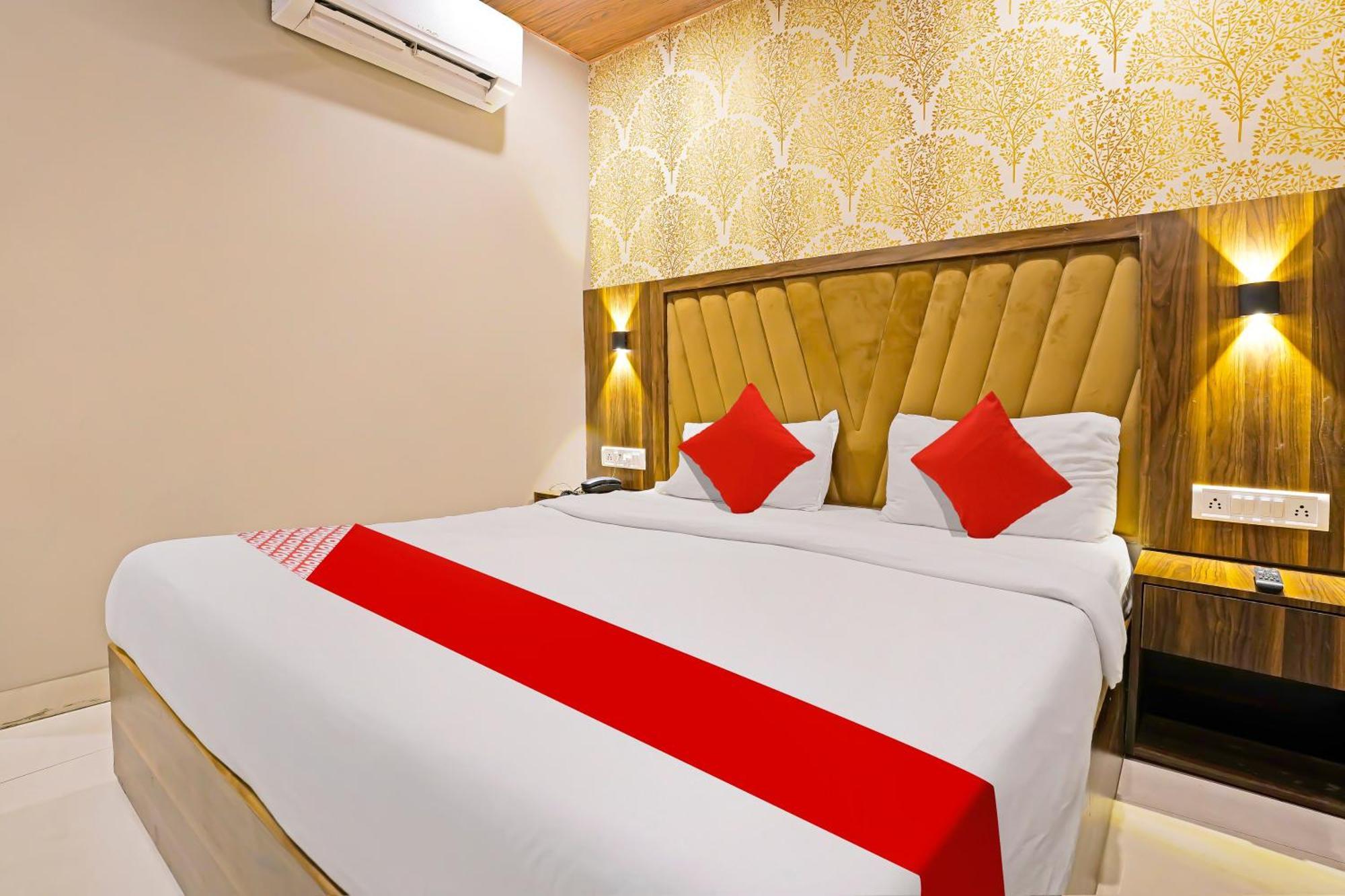 Super Hotel O Homestay Andheri East Bombay Eksteriør billede
